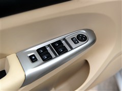 2013�� 1.5L �ֶ��콢��