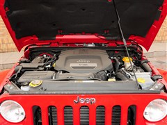 2014 3.0L Ű Sahara