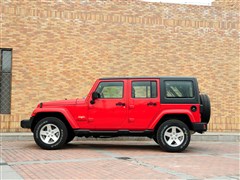2014 3.0L Ű Sahara