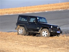 2008 3.8L Ű Sahara