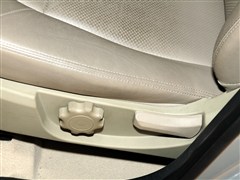 2012 2.0L ֶ