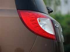 2012 1.8L ֶ
