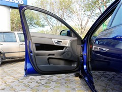 2011 XF 3.0 V6 75