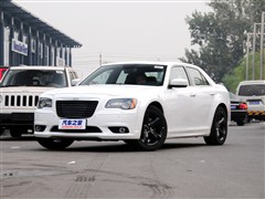 ����˹��300C(����) 2013�� 3.6L S���а�