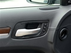 ����˹��(����),����˹��300C(����),2014�� 3.0L ׿Խ��,��������ʵ��ͼƬ