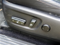 2010 460