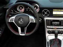 2011�� SLK 200 �����˶���