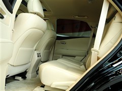 2012 350 