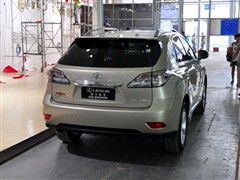 2011 270 