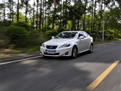 2011 250 
