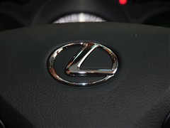 2011 300 ԻͰ