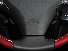 2011 300 ԻͰ
