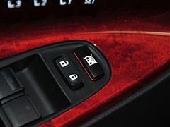 2011 300 ԻͰ