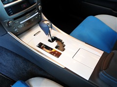 2011 250 ۰