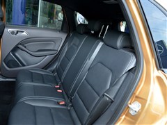 2012 B 200