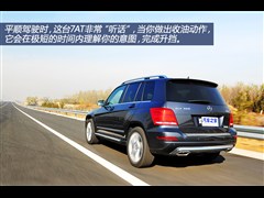 2013 GLK 300 4MATIC ʱ