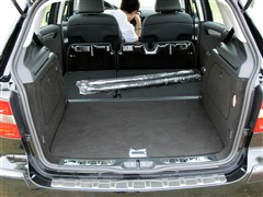 2009 B 200 ʱ