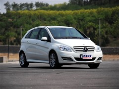 2009 B 200 ʱ