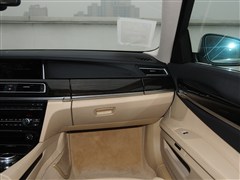 2013 730Li 