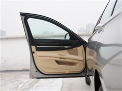 2013 730Li 