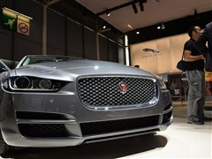 2015 XE 2.0T 240PS R-SPORT