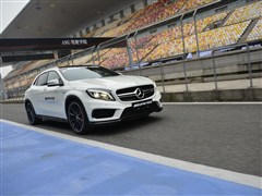 2015 GLA 45 AMG 4MATIC