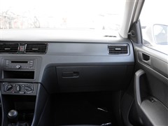 2015�� 1.6L �ֶ����а�