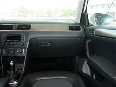 2015�� 1.6L �Զ����ʰ�