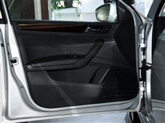 2015�� 1.6L �Զ�������