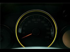 2015 1.8L EXi ֶʰ