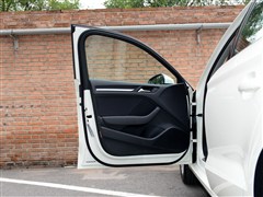 2014�� Limousine 35 TFSI �Զ���ȡ��