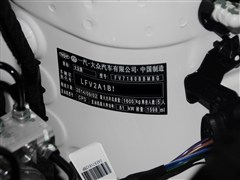 2015 1.6L ֶ