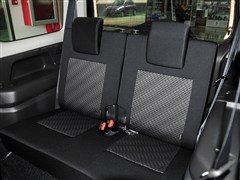 2015�� 1.3 AT JLX