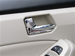 �����ղ�,����T70,2015�� 2.0L CVT�����,��������ʵ��ͼƬ