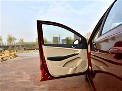 2015 1.5L ֶͰ
