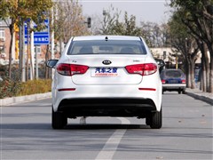 2015�� ���� 1.4L AT GLS