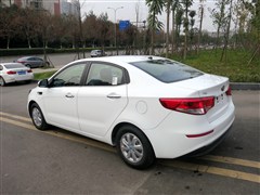 2015�� ���� 1.4L MT TOP