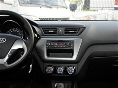 2015�� ���� 1.4L MT GLS