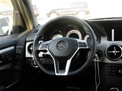 2015 GLK 260 4MATIC  °