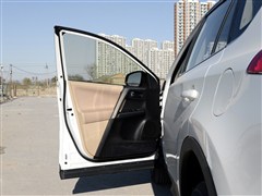 2015�� 2.0L CVT�������а�