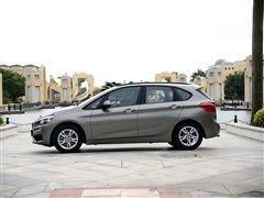 2015 218i 