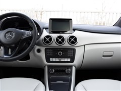 2015�� B 200 ʱ����