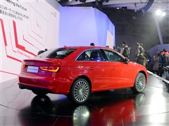 2015�� Limousine 40 TFSI �Զ�������