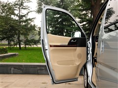 ������,����˹,2014�� 2.7L�Զ��콢�Ͷ���2TR,��������ʵ��ͼƬ