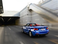 2015 220i ܳ M˶