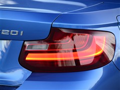 2015 220i ܳ M˶