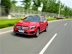 2015�� GLA 260 4MATIC �˶���