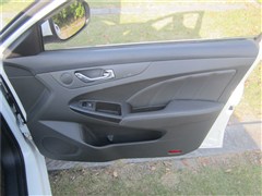 2015�� 1.6L �ֶ�������