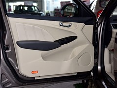 2015 1.6L CVTа