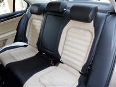 2015�� 230TSI �ֶ�������